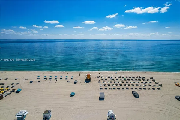 $5,000 | 1500 Ocean Drive, Unit PH10, Miami Beach, FL 33139