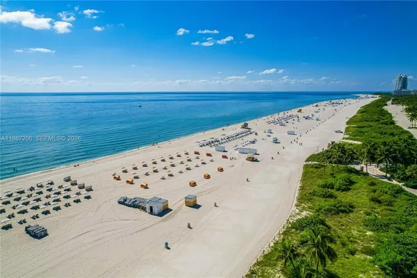 $5,000 | 1500 Ocean Drive, Unit PH10, Miami Beach, FL 33139