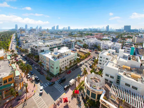 $5,000 | 1500 Ocean Drive, Unit PH10, Miami Beach, FL 33139