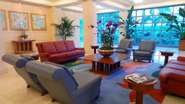 $5,000 | 1500 Ocean Drive, Unit PH10, Miami Beach, FL 33139