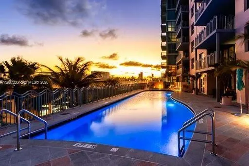 $5,000 | 1500 Ocean Drive, Unit PH10, Miami Beach, FL 33139