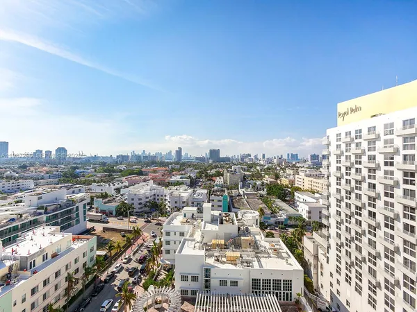 $5,000 | 1500 Ocean Drive, Unit PH10, Miami Beach, FL 33139