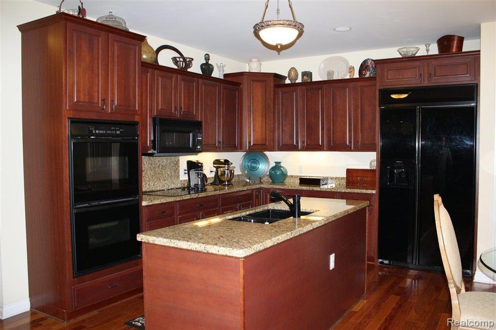 69742 Wildflower Lane Romeo, MI 48065 - Photo 18 of 24 Kitchen