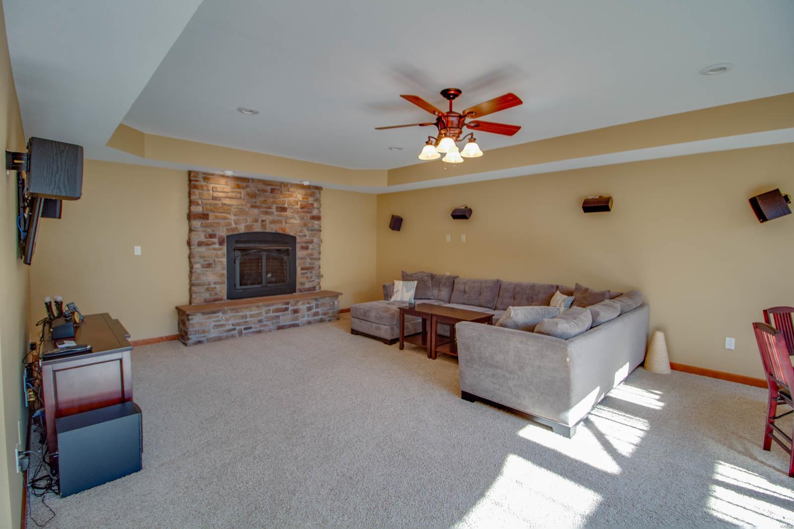 18155 Grange Hall Road Brighton, IL 62012 - Photo 28 of 67