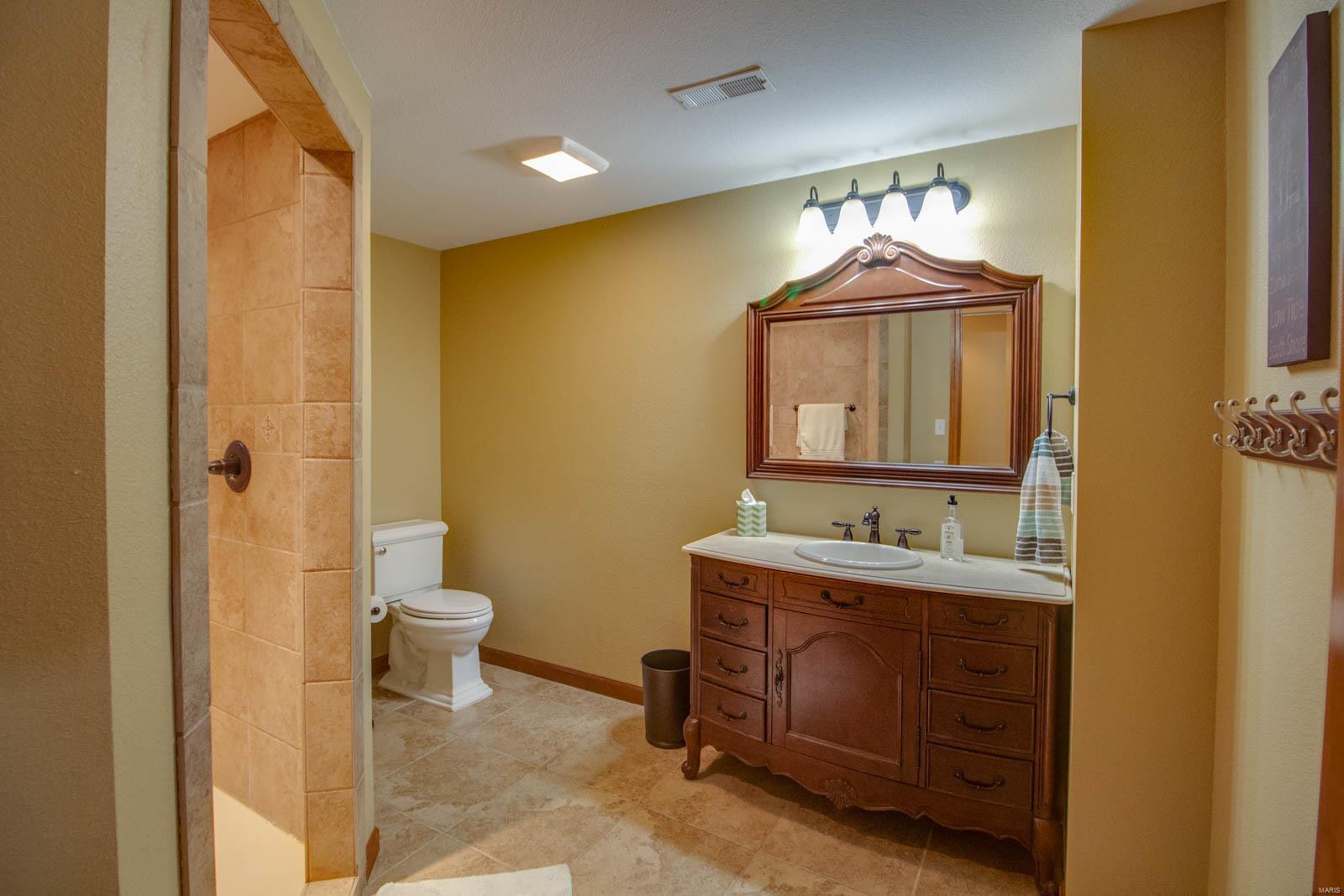18155 Grange Hall Road Brighton, IL 62012 - Photo 36 of 67