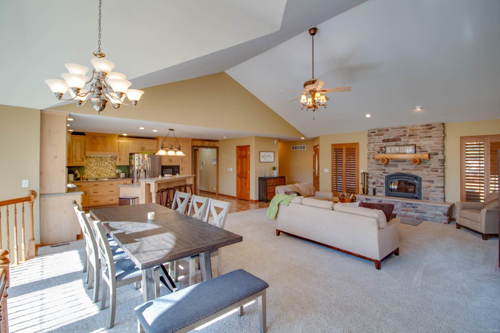 18155 Grange Hall Road Brighton, IL 62012 - Photo 5 of 67