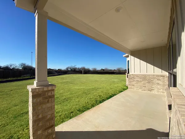 $3,400 | 152 West Magnolia Circle, La Vernia, TX 78121