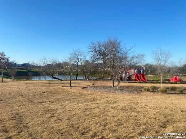 $3,400 | 152 West Magnolia Circle, La Vernia, TX 78121