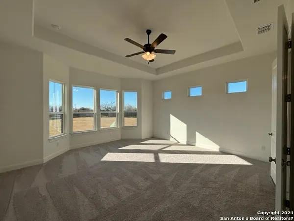 $3,400 | 152 West Magnolia Circle, La Vernia, TX 78121