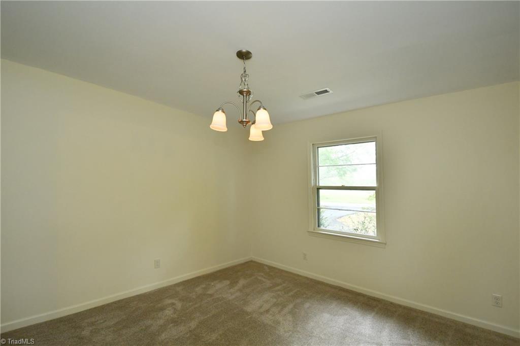 1806 Bethania-Rural Hall Road Winston-Salem, NC 27106 - Photo 8 of 30 Dining room