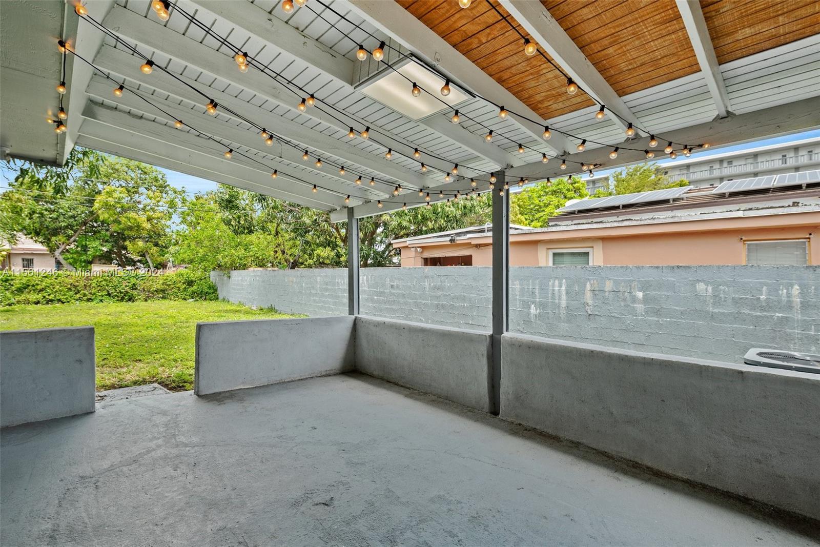 2733 Southwest 15th Street Miami, FL 33145 - Photo 26 of 34 a view of outdoor space