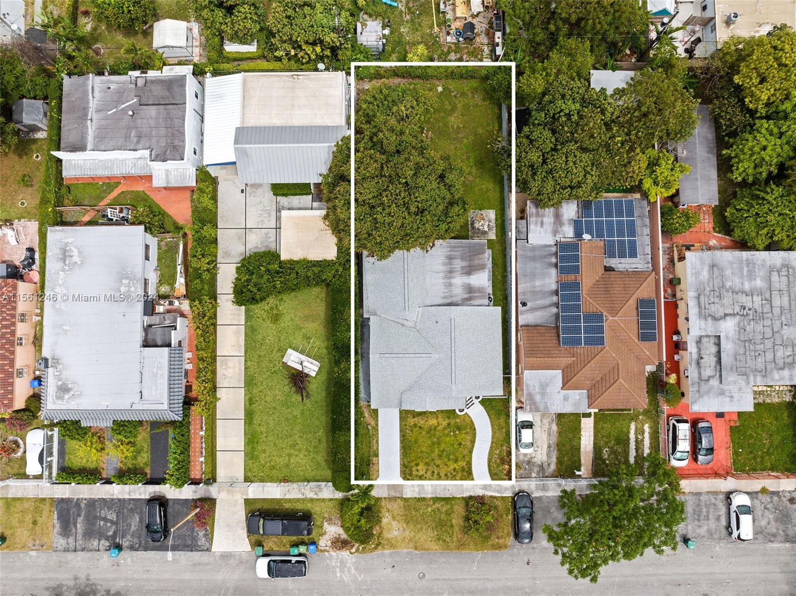 2733 Southwest 15th Street Miami, FL 33145 - Photo 31 of 34 front view of a building