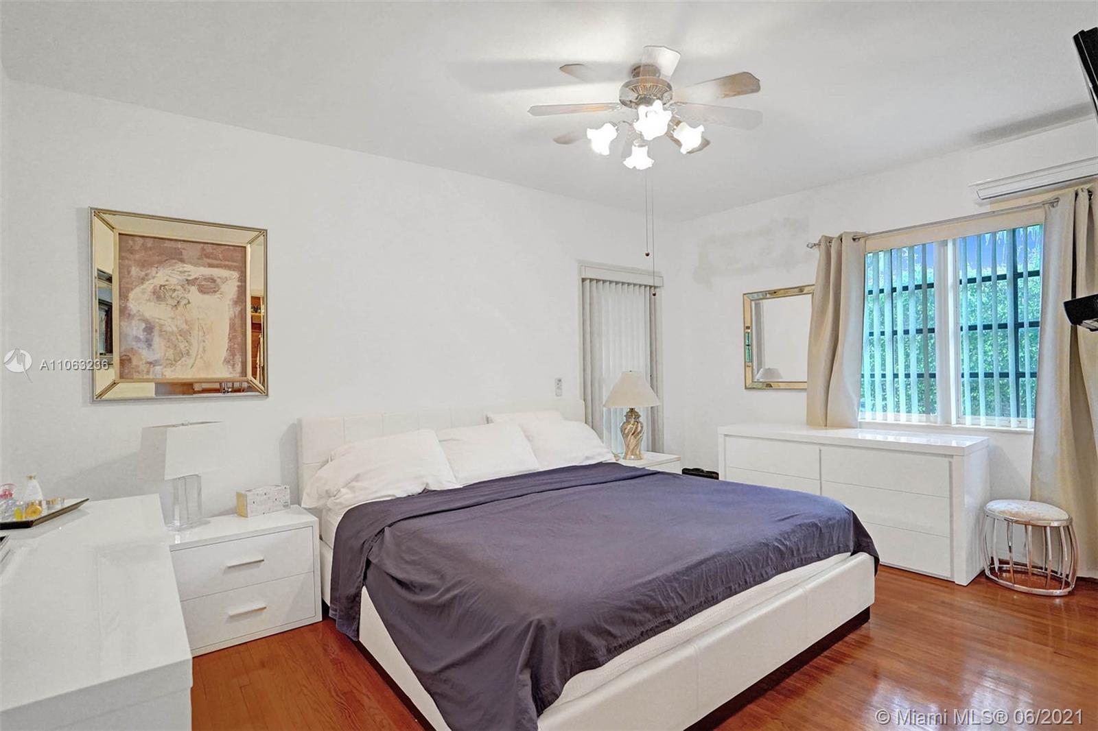 4601 Alton Road Miami Beach, FL 33140 - Photo 19 of 53