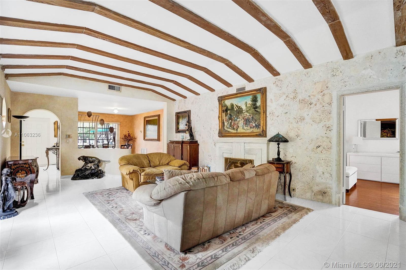 4601 Alton Road Miami Beach, FL 33140 - Photo 6 of 53