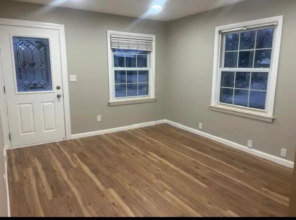 $1,800 | 1977 Princeton Road, Berkley, MI 48072