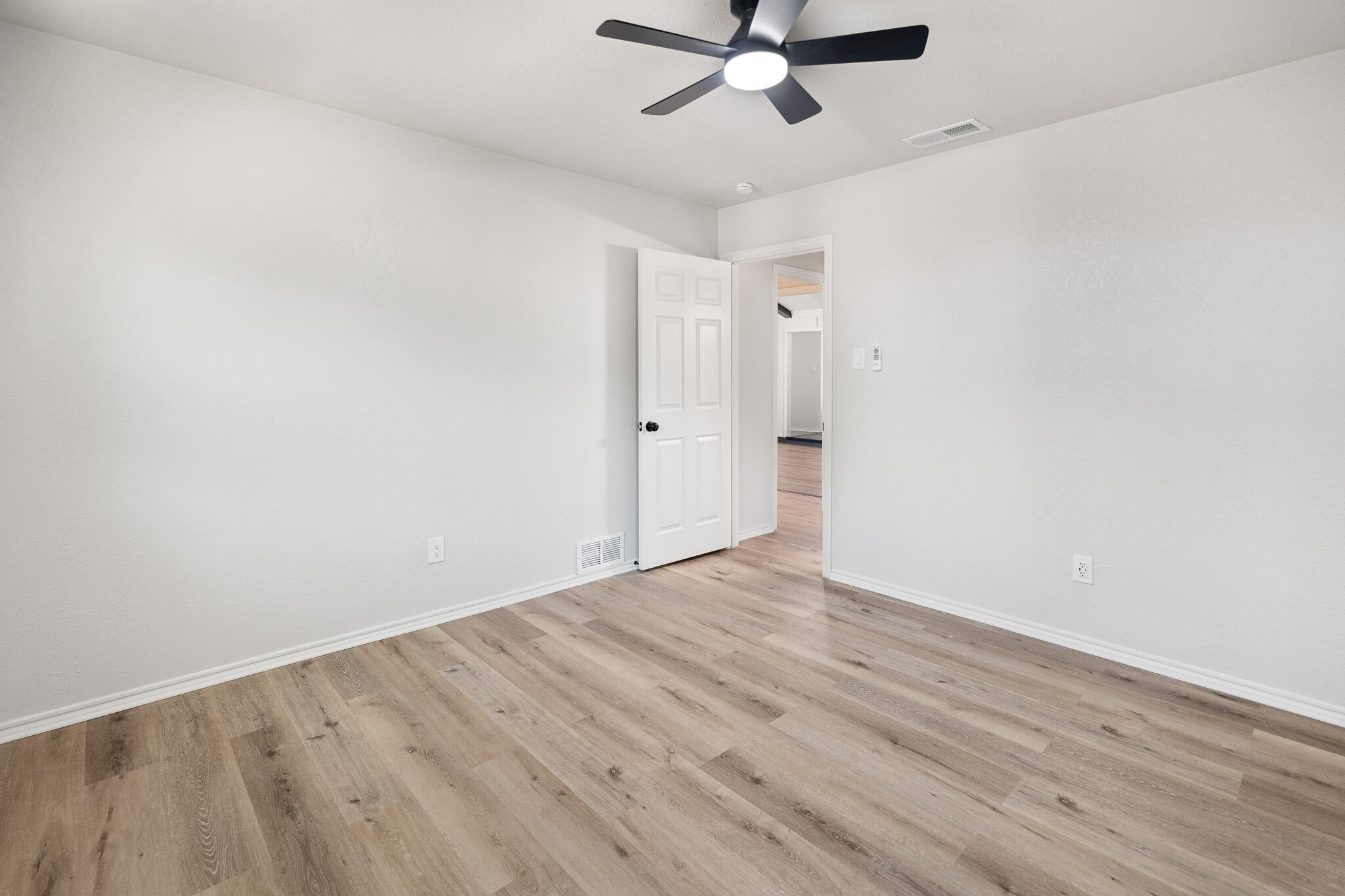 4426 80th Street Lubbock, TX 79424 - Photo 15 of 31 DSC09178