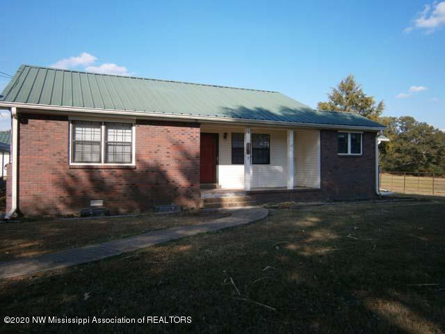 1462-1464 Merry Hill Ranch Road Senatobia, MS 38668 - Photo 5 of 16 Front View