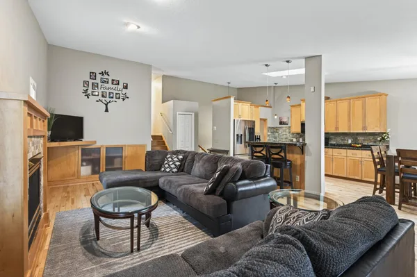 $324,900 | 4302 McColl Drive, Savage, MN 55378