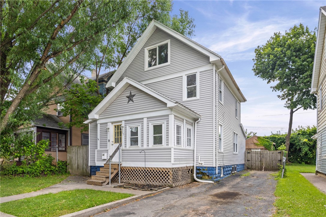77 Avis Street Rochester, NY 14615 - Photo 3 of 37
