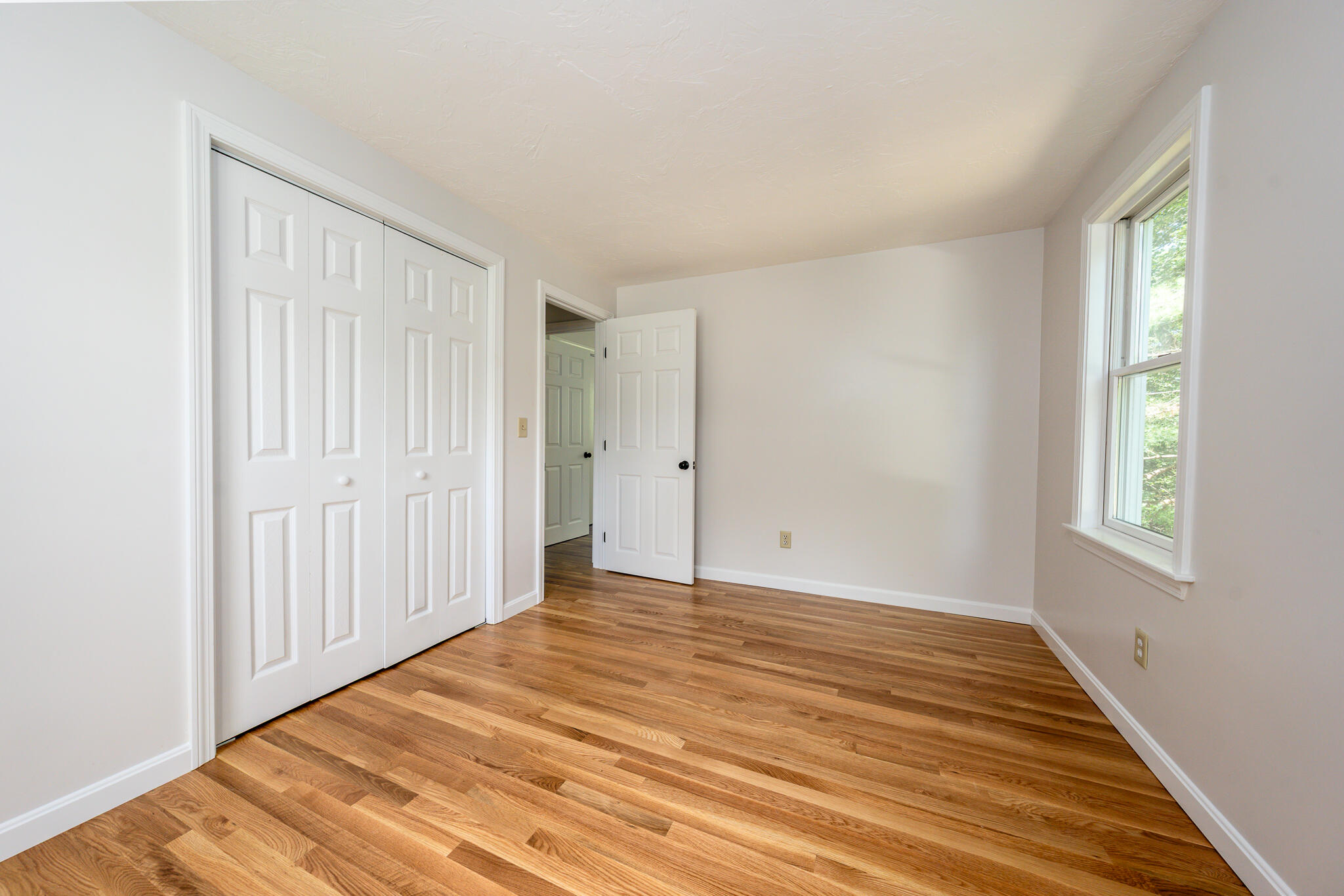 100 Farmersville Road Sandwich, MA 02563 - Photo 24 of 35 2ndbedroom2