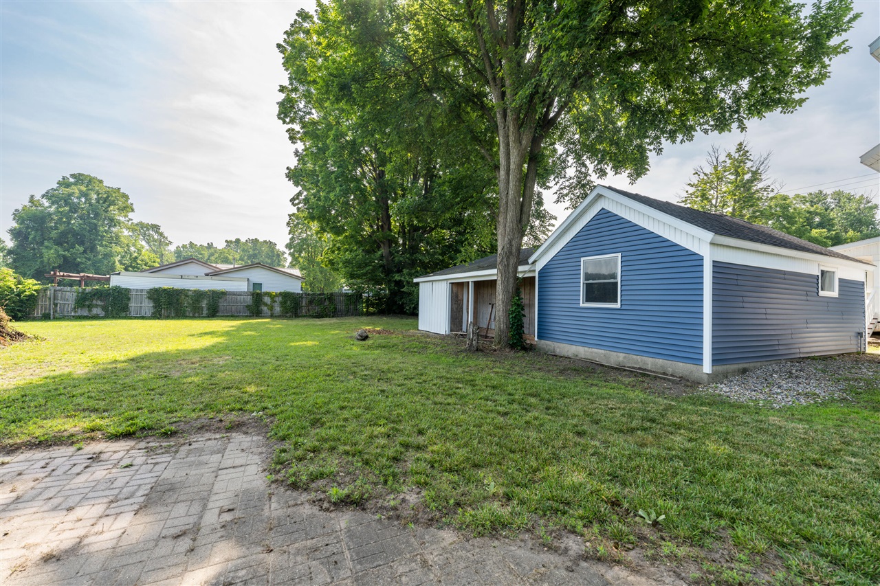 816 River Street Three Rivers, MI 49093 - Photo 36 of 49