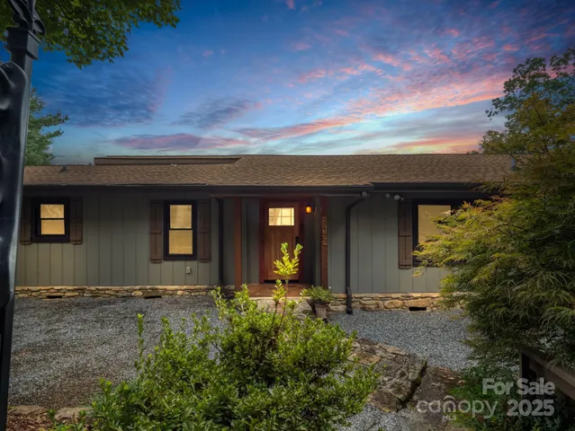 front view of house with a yard