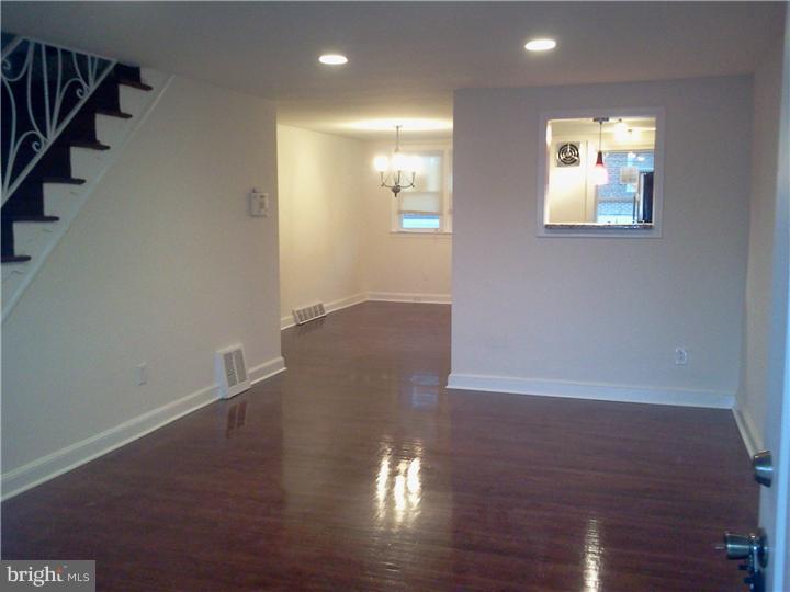 7510 Sherwood Road Philadelphia, PA 19151 - Photo 2 of 13 Gallery Image 2