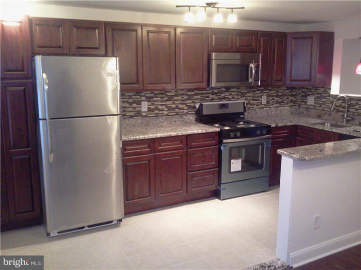 7510 Sherwood Road Philadelphia, PA 19151 - Photo 6 of 13 Gallery Image 6