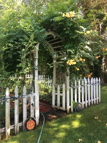 $549,900 | 827 Pike Avenue, Attleboro, MA 02703