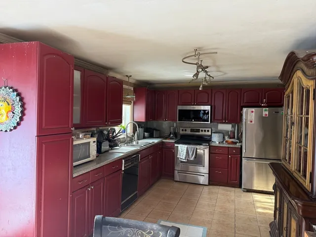 $549,900 | 827 Pike Avenue, Attleboro, MA 02703