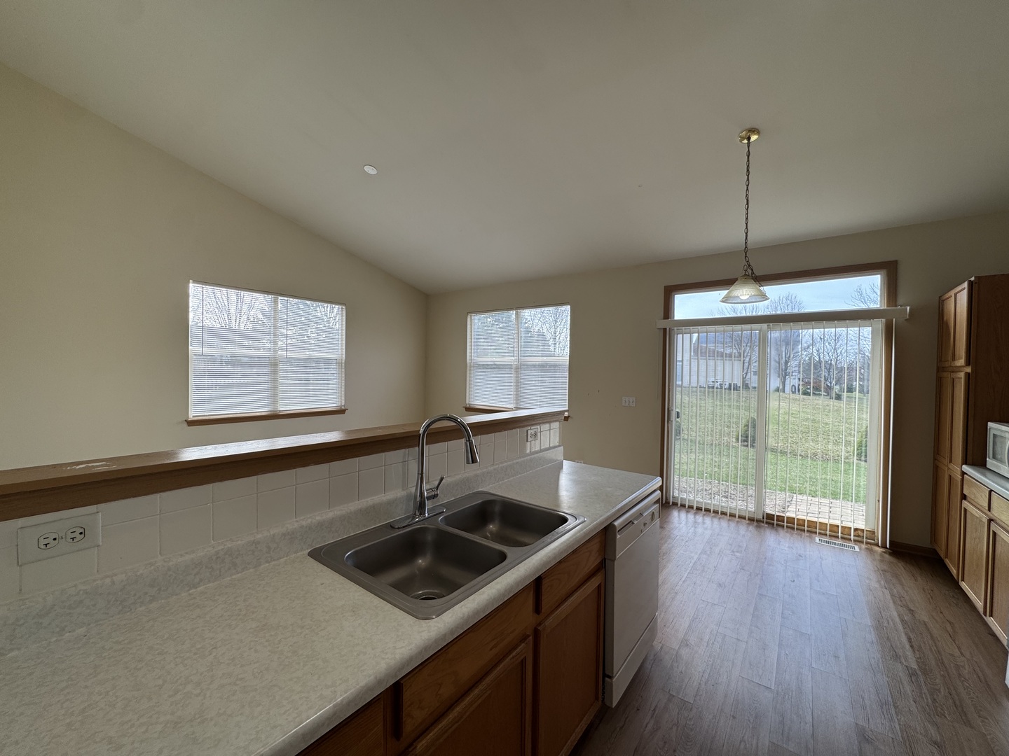 1991 Westridge Place Aurora, IL 60504 - Photo 7 of 19