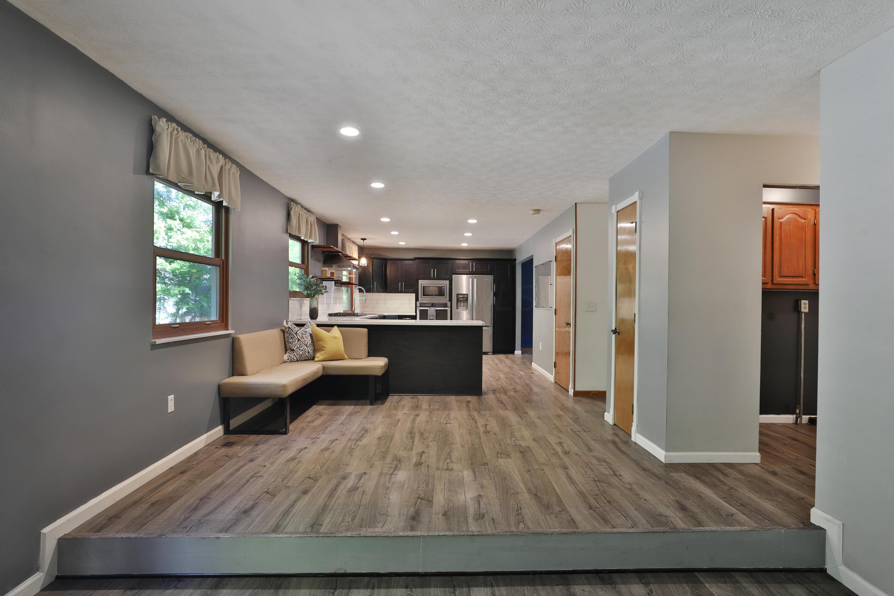803 Lindenhaven Road Columbus, OH 43230 - Photo 18 of 53 Dining Area