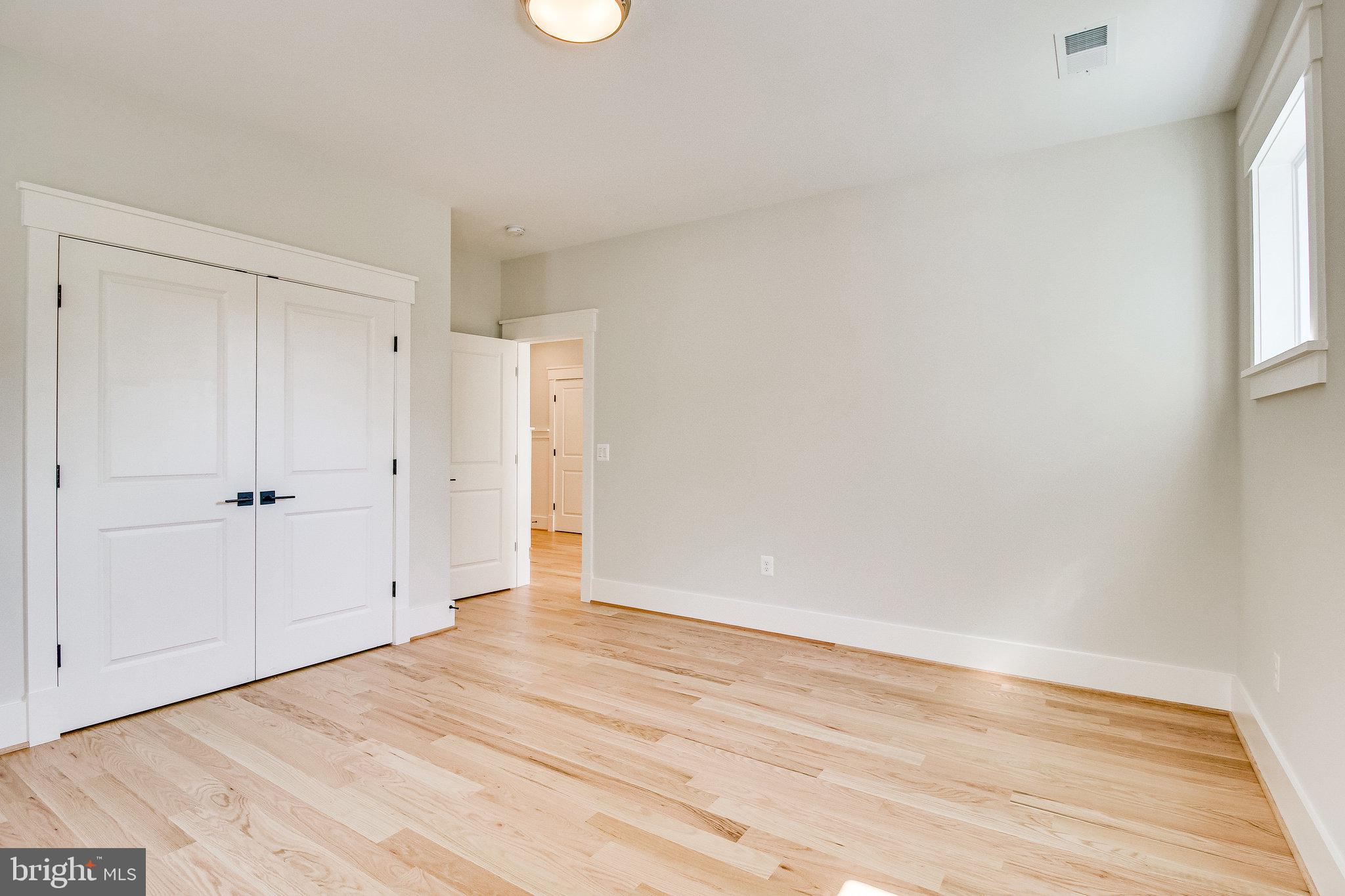 4105 Hunt Road Fairfax, VA 22032 - Photo 33 of 74