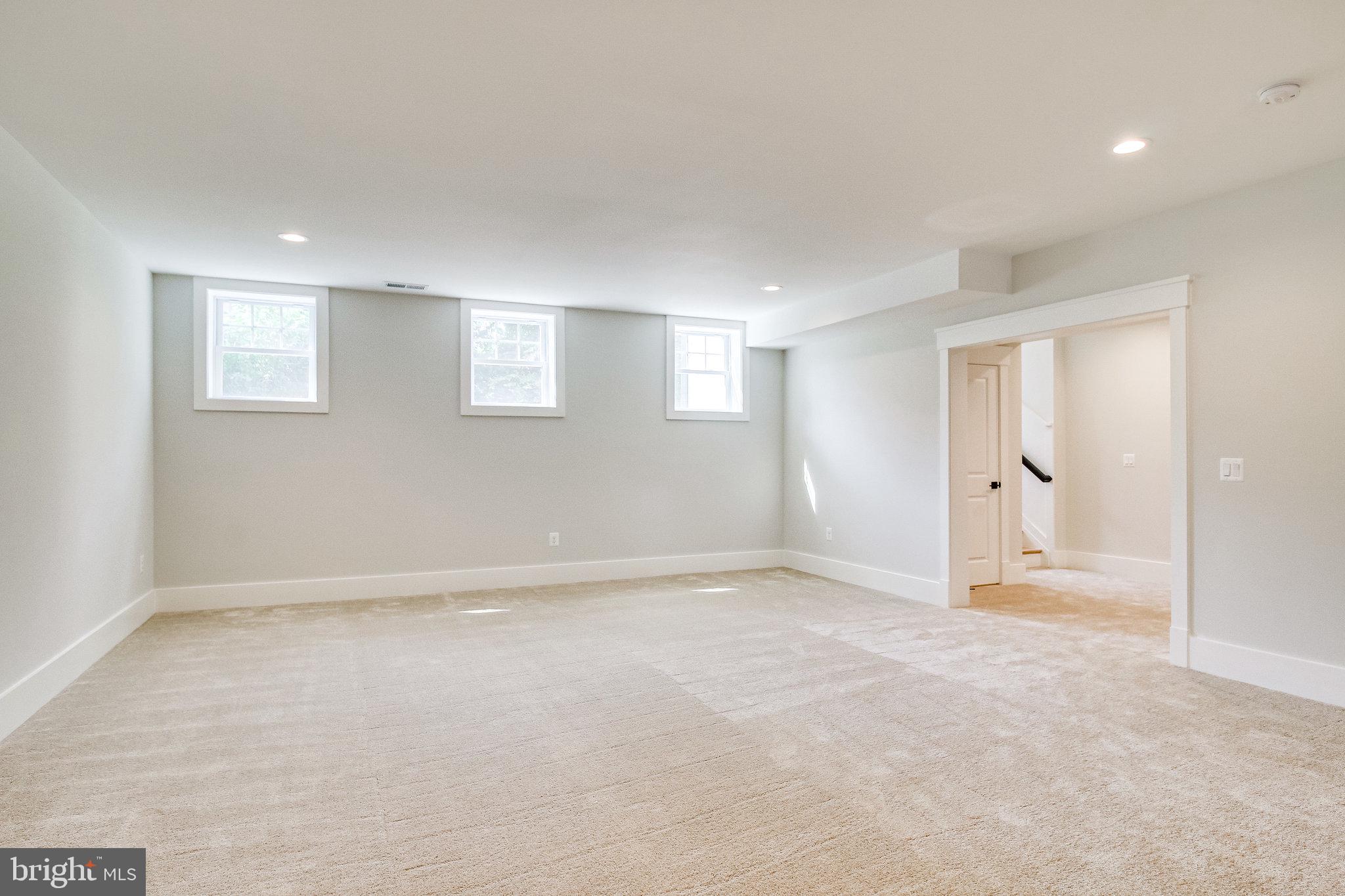 4105 Hunt Road Fairfax, VA 22032 - Photo 62 of 74