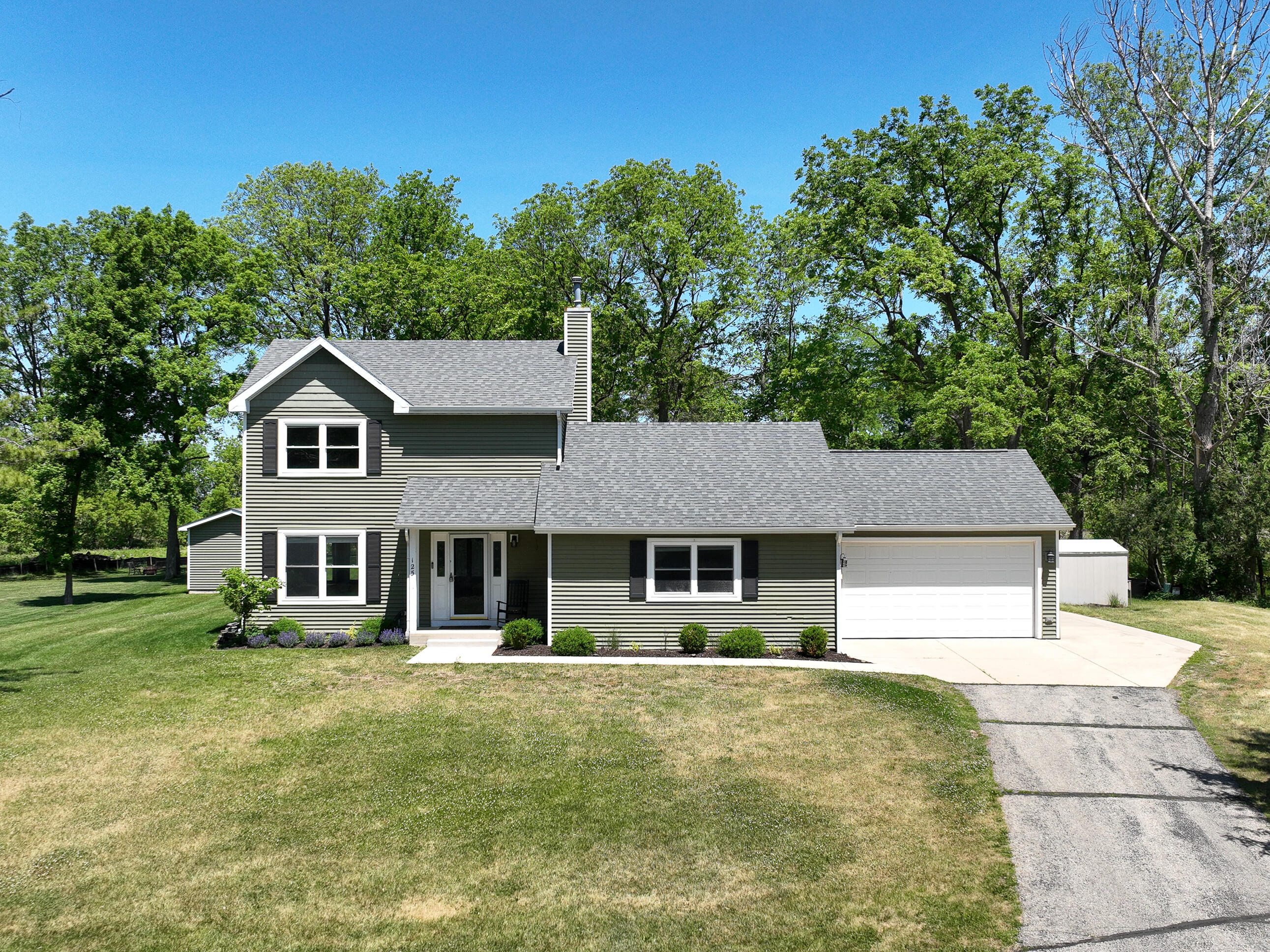 125 Potawatomi Road Williams Bay, WI 53191 - Photo 1 of 25 Welcome to 124 Potawatomi Rd Williams Bay WI