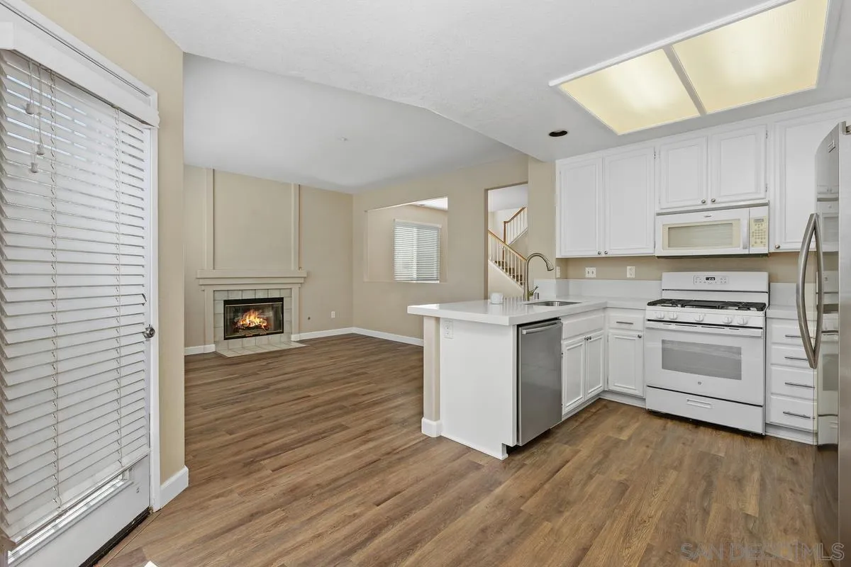 609 Paseo Rio Vista, CA 92081 - Photo 22 of 44 Gallery Image 22