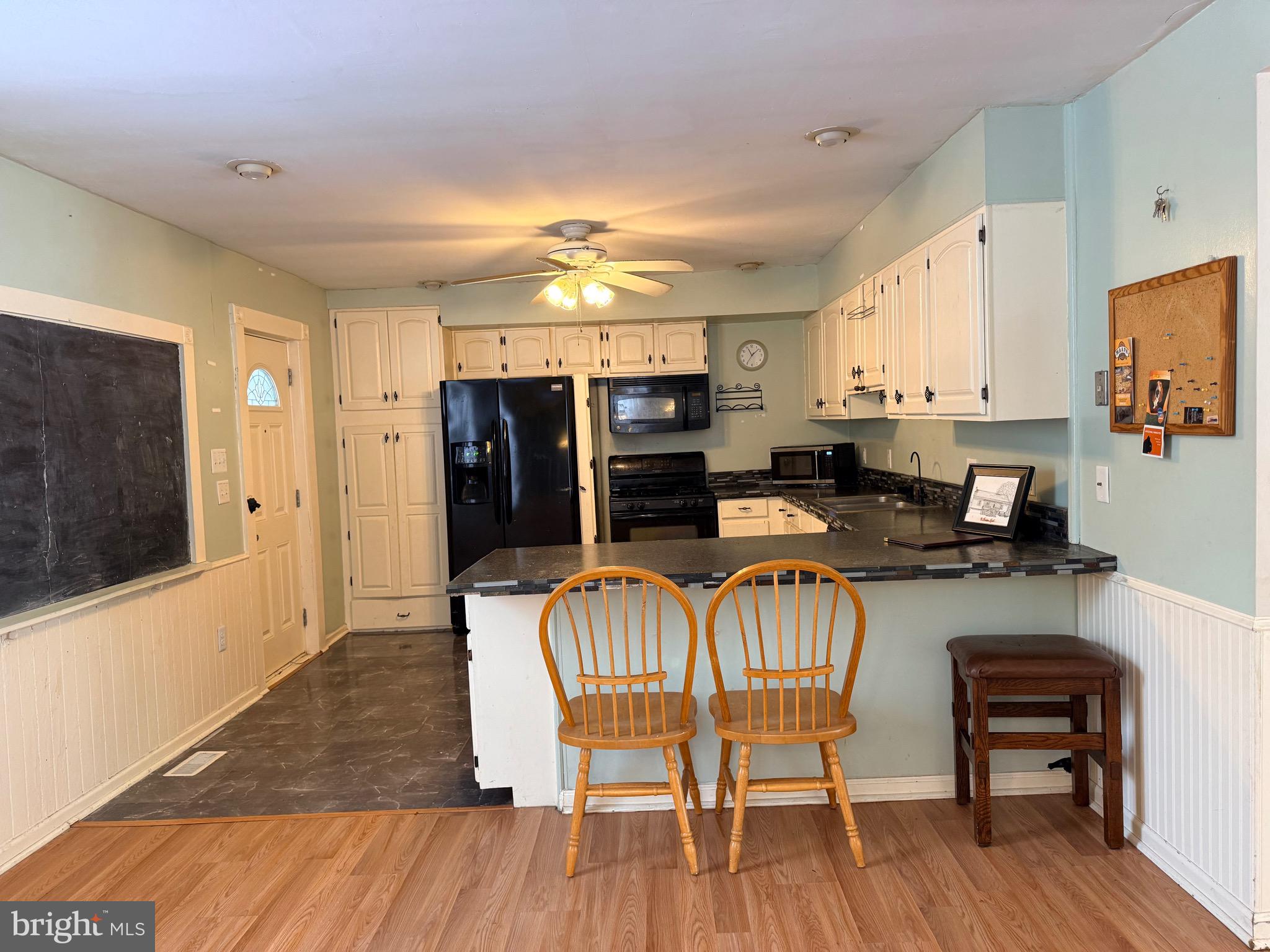 18 Booker Road Delta, PA 17314 - Photo 21 of 39 Dining room leading to kitchen