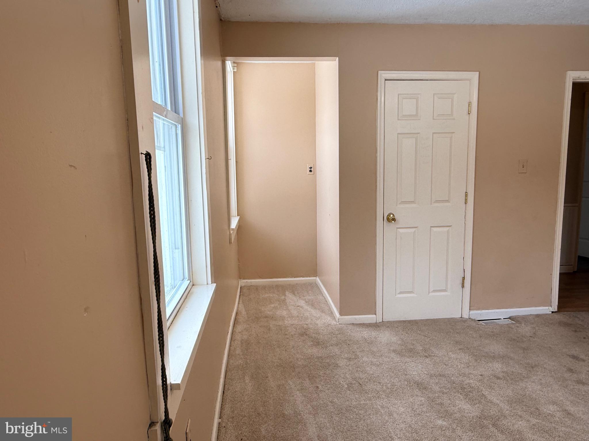 18 Booker Road Delta, PA 17314 - Photo 29 of 39 Bedroom 2 view 2 with nook area