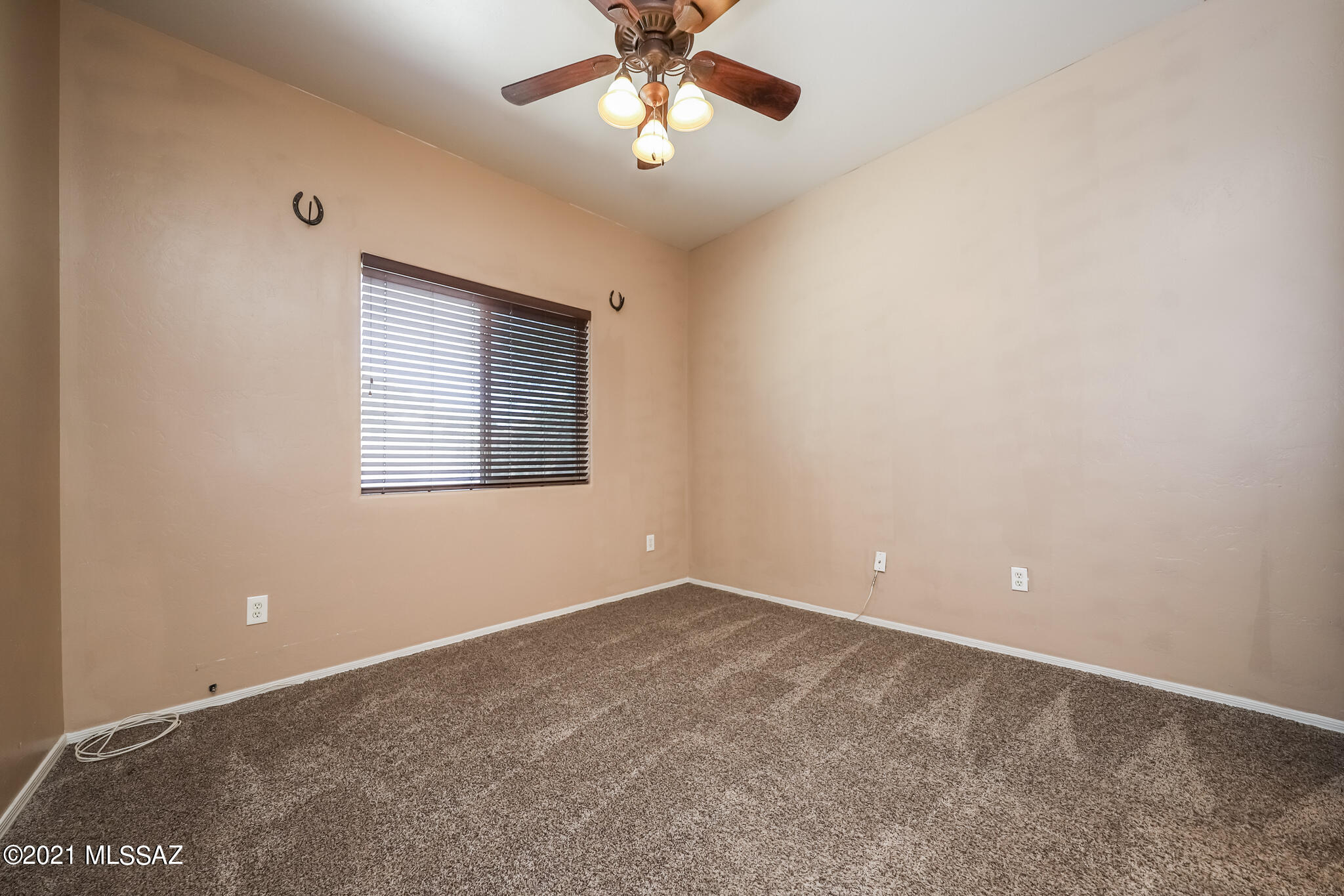 461 East Cactus Mountain Drive Vail, AZ 85641 - Photo 12 of 24