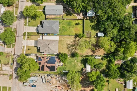 $525,000 | 416 South Elm Street, Sherman, TX 75090