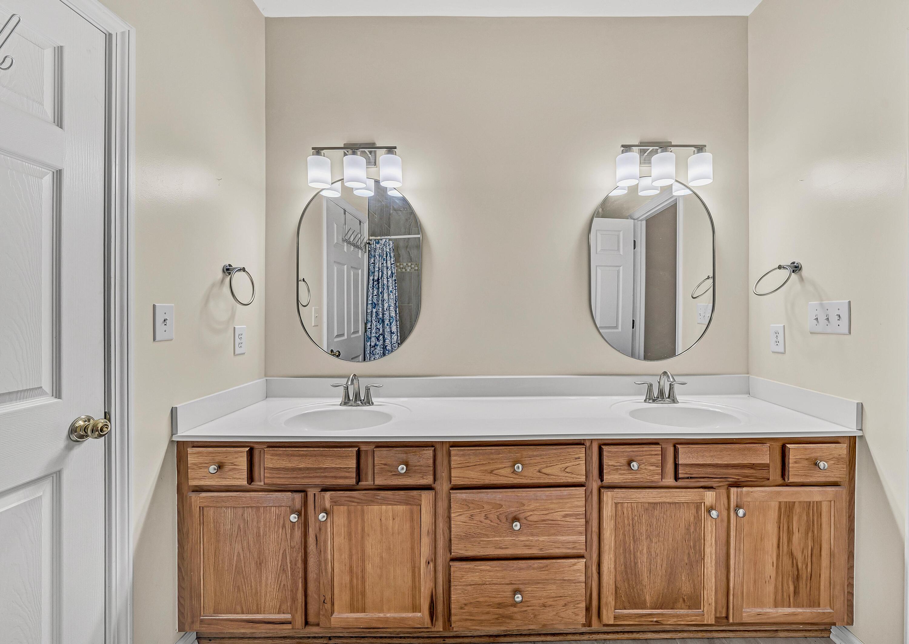 1933 South Clearing Road Salem, VA 24153 - Photo 19 of 28 IMG_6737