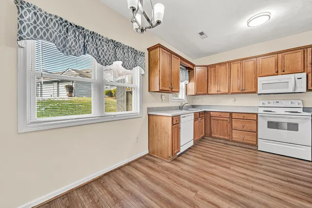 $215,000 | 1933 South Clearing Road, Salem, VA 24153