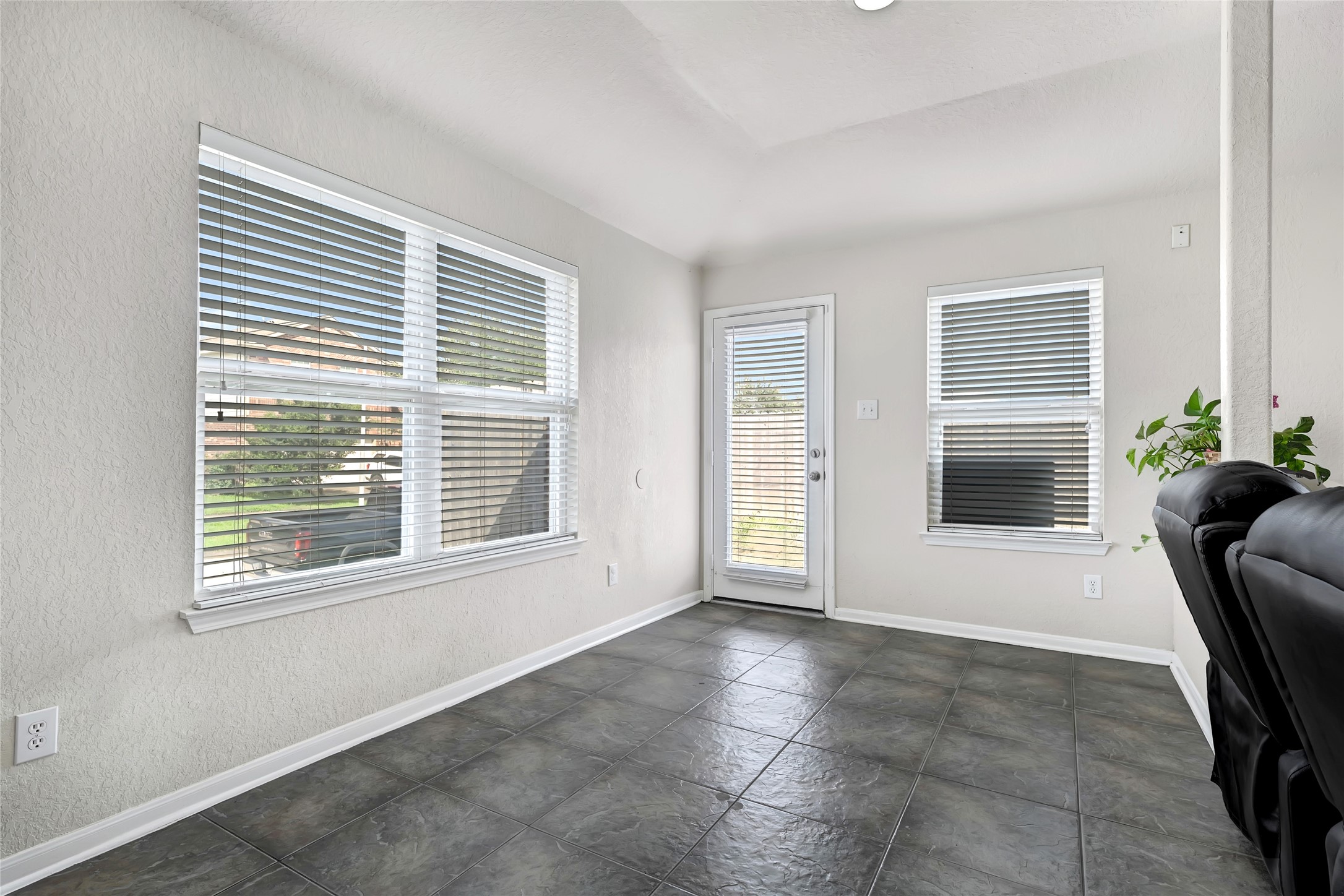3114 Rendezvous Court Spring, TX 77373 - Photo 16 of 24