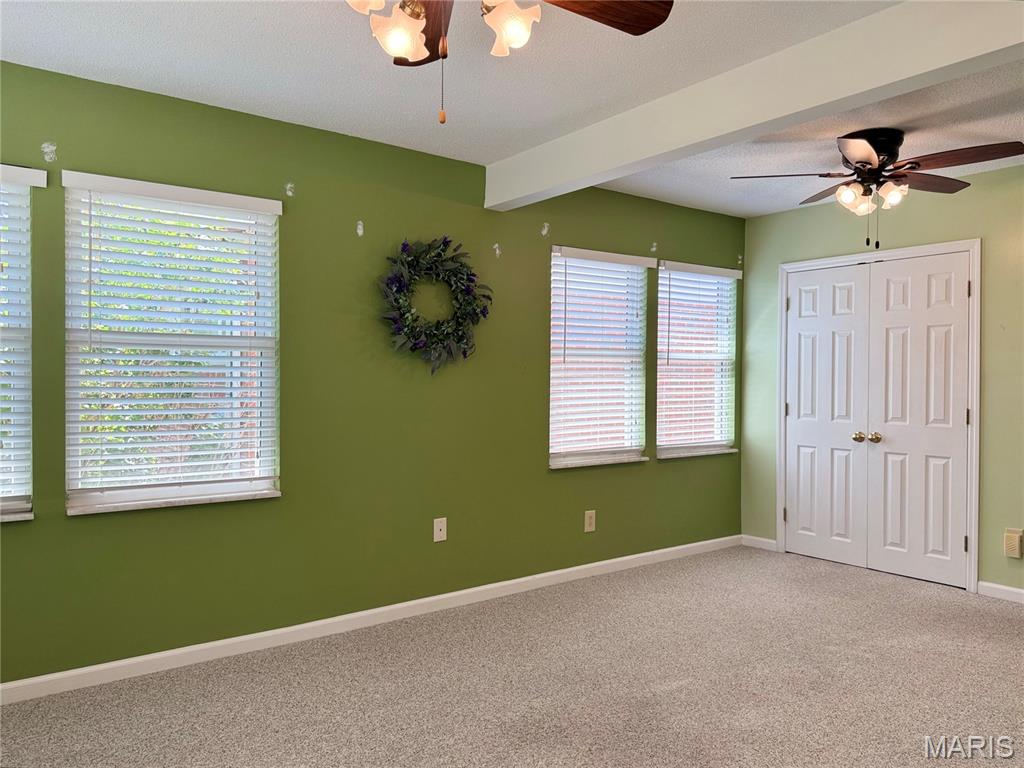 1330 Spring Valley Drive Florissant, MO 63033 - Photo 13 of 33