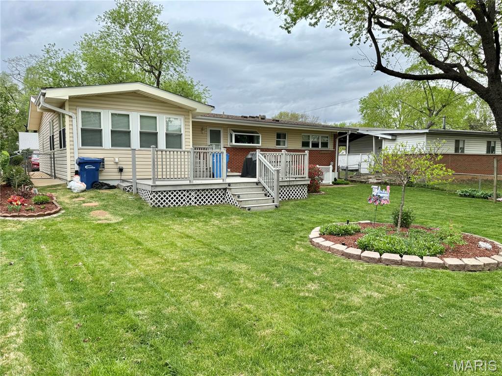 1330 Spring Valley Drive Florissant, MO 63033 - Photo 29 of 33