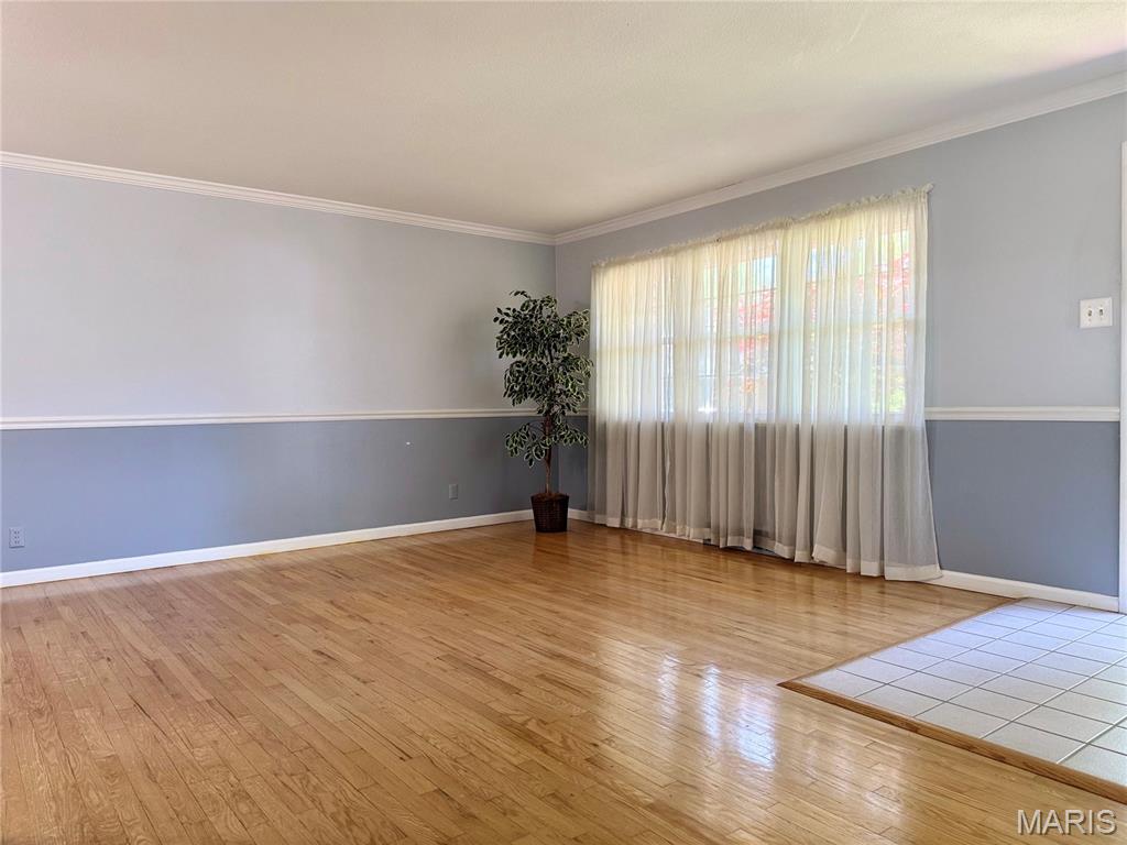 1330 Spring Valley Drive Florissant, MO 63033 - Photo 3 of 33