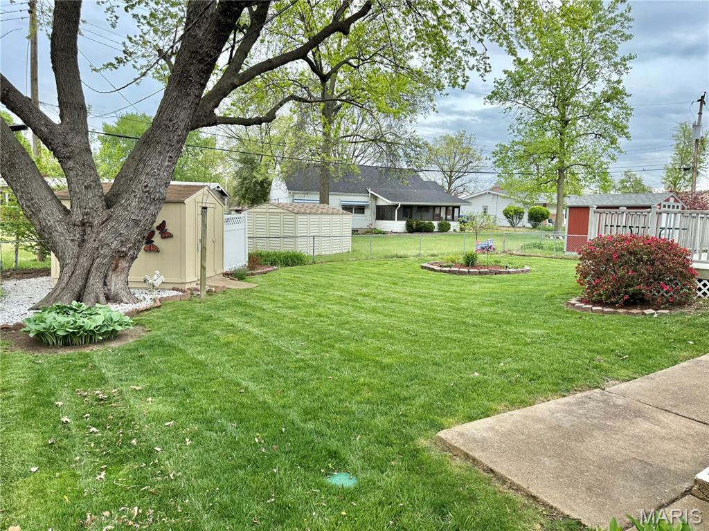 1330 Spring Valley Drive Florissant, MO 63033 - Photo 32 of 33