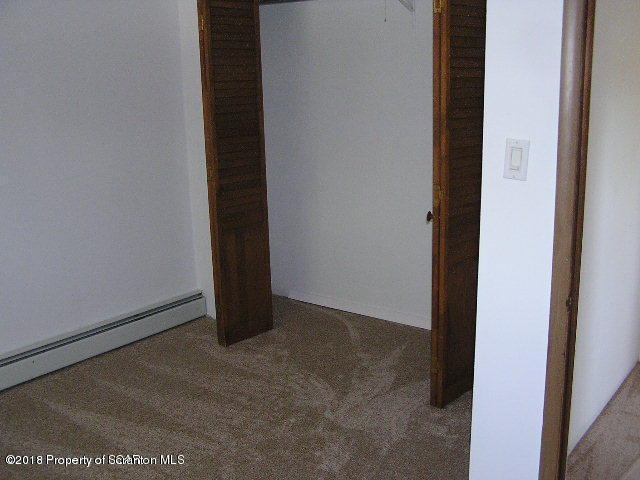 Demunds Road Dallas, PA 18612 - Photo 14 of 21 20180529152515647317000000-o
