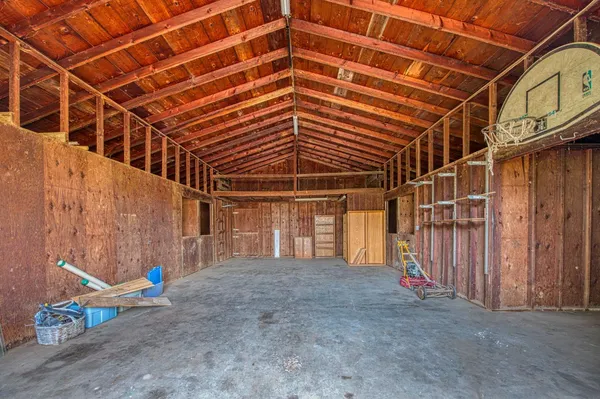 $795,000 | 7881 North Thompson Avenue, Clovis, CA 93619