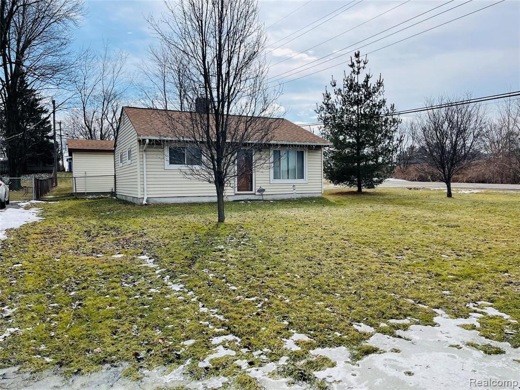 2516 James Road Auburn Hills, MI 48326 - Photo 3 of 33